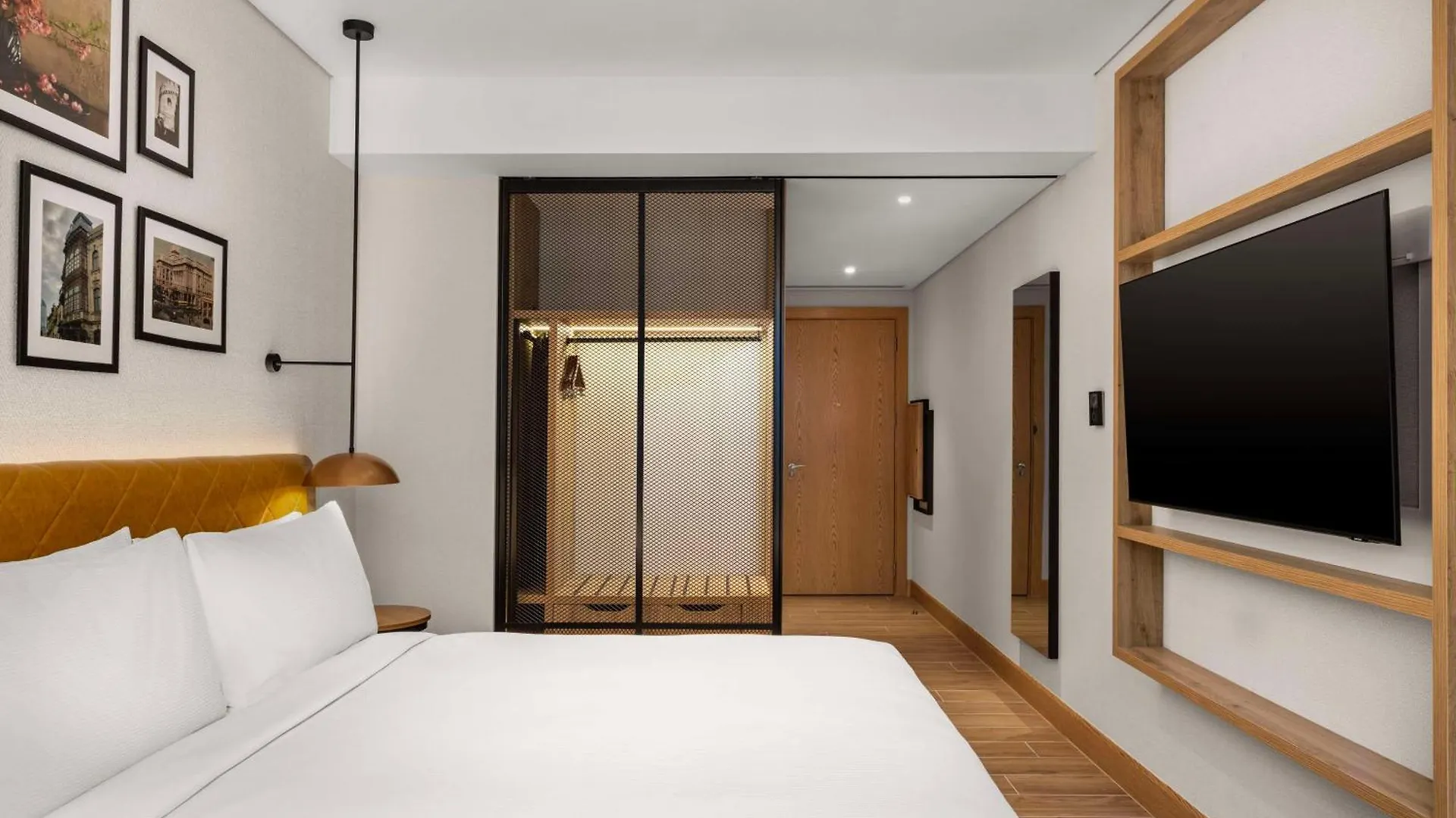 Hilton Garden Inn Baku 4*,