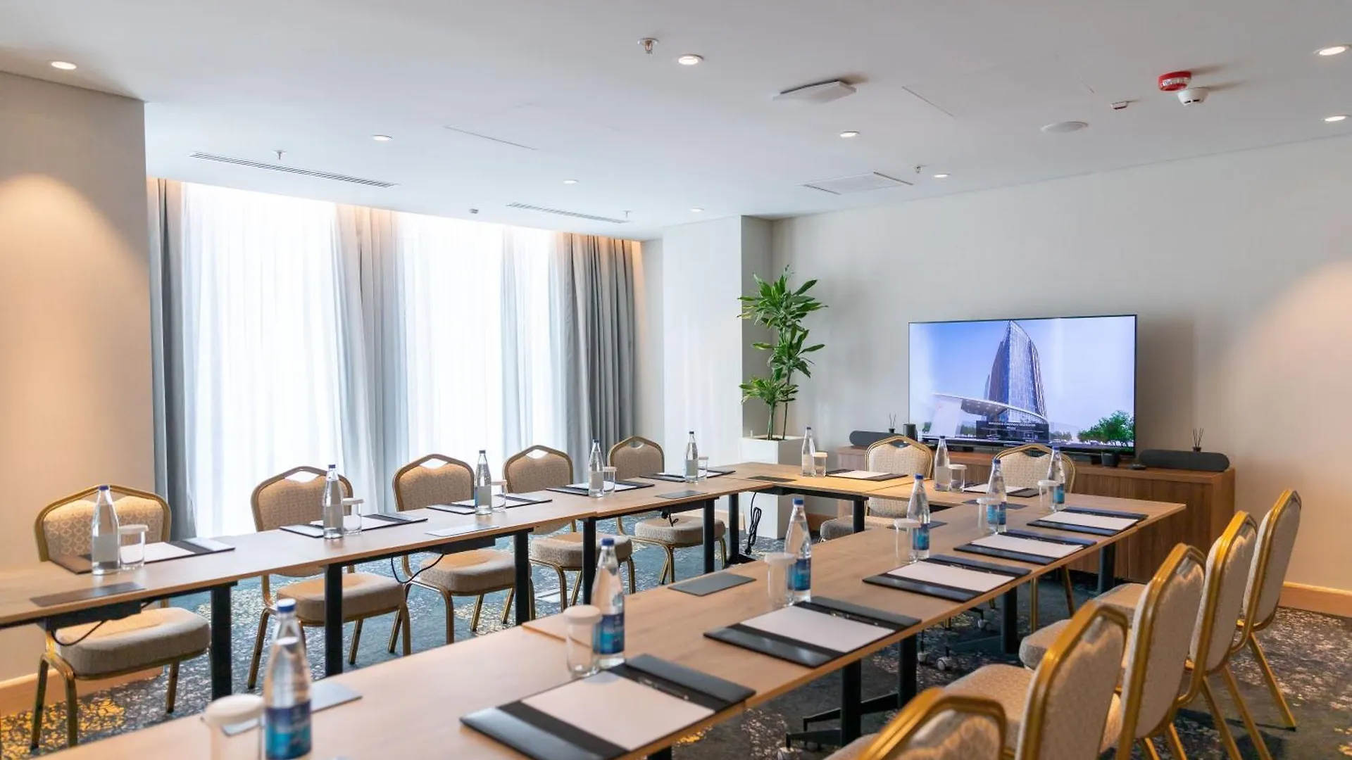 Hilton Garden Inn Μπακού 4*,  Αζερμπαϊτζάν